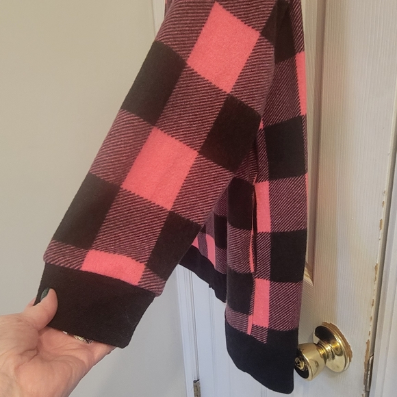 Honey Me NWOT Buffalo Plaid Sweater Large - Picture 6 of 8